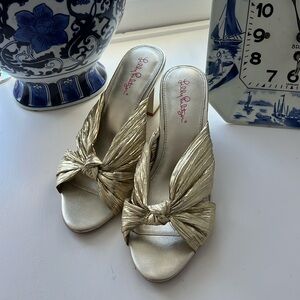 Lilly Pulitzer Gold Wrap Wedge size 8.5